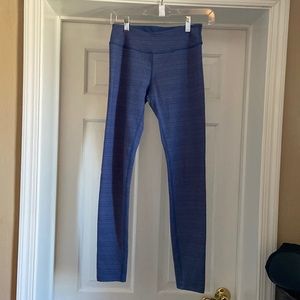 Beyond Yoga leggings in pretty blue color